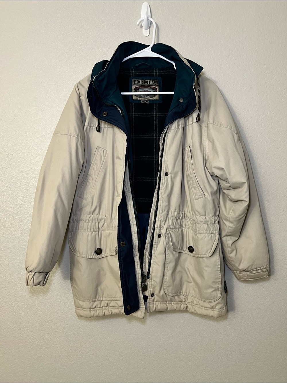 Vintage Pacific Trail Men’s Small Hooded Plaid Lined Utility Jacket Beige